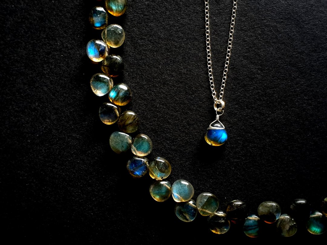 AAA 胖胖水滴拉长石项链 Labradorite 锁骨链 灰月光 招财 招桃花 - 项链 - 水晶 蓝色