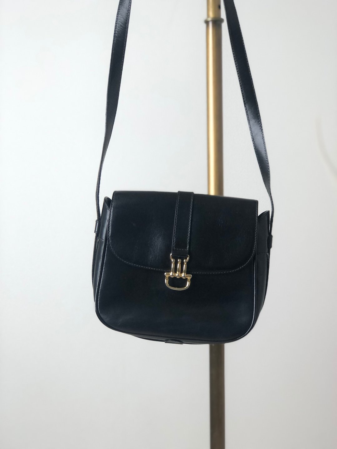 【 日本直送 名牌中古包 】CELINE  સેલિન (CELINE) 肩背包 黑色 马衔扣 皮革 vintage 古董 essf4n - 侧背包/斜挎包 - 真皮 黑色