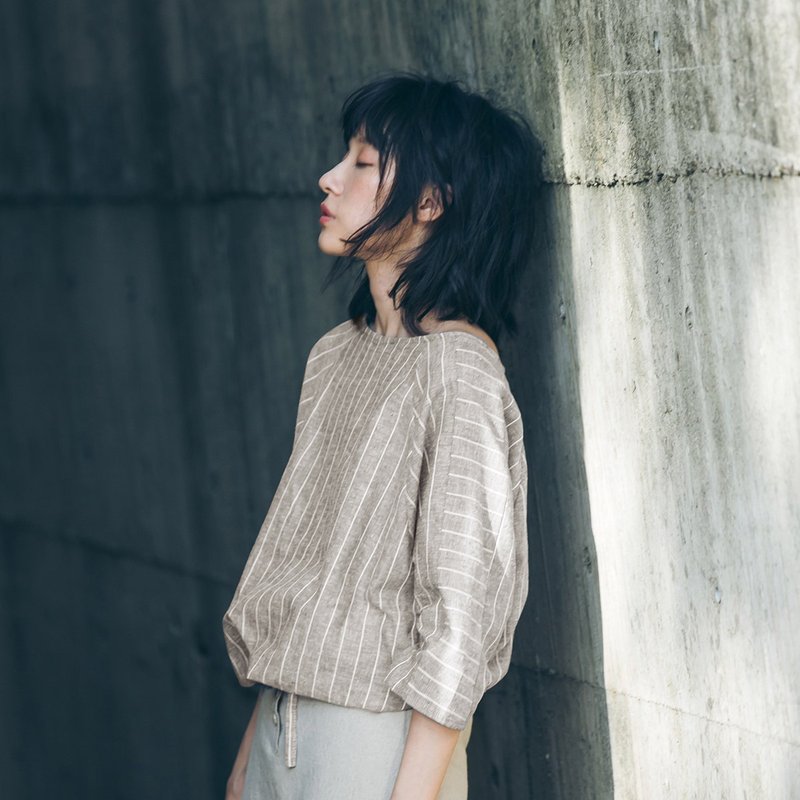 七分袖抽绳上衣 - 米条纹 - 女装上衣 - 棉．麻 卡其色