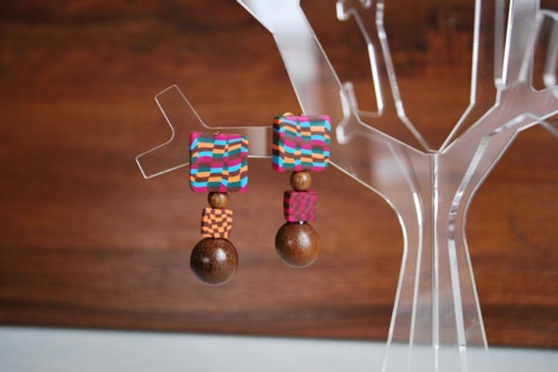 Colorful square + wood Clip-On - 耳环/耳夹 - 其他金属 