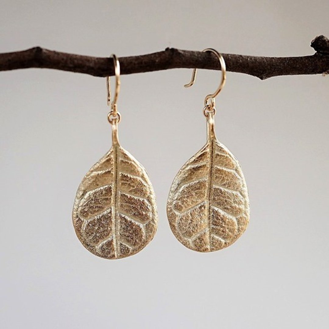 Feijoa leaf earrings (Medium) [EP051K10] - 耳环/耳夹 - 其他金属 