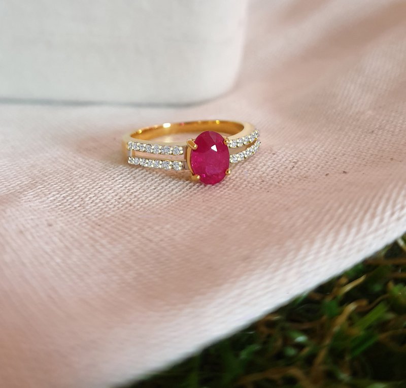Natural Red Ruby Gemstone Ring for Woman,9k Gold Jewelry, Thai ruby Gemstones - 戒指 - 其他金属 咖啡色