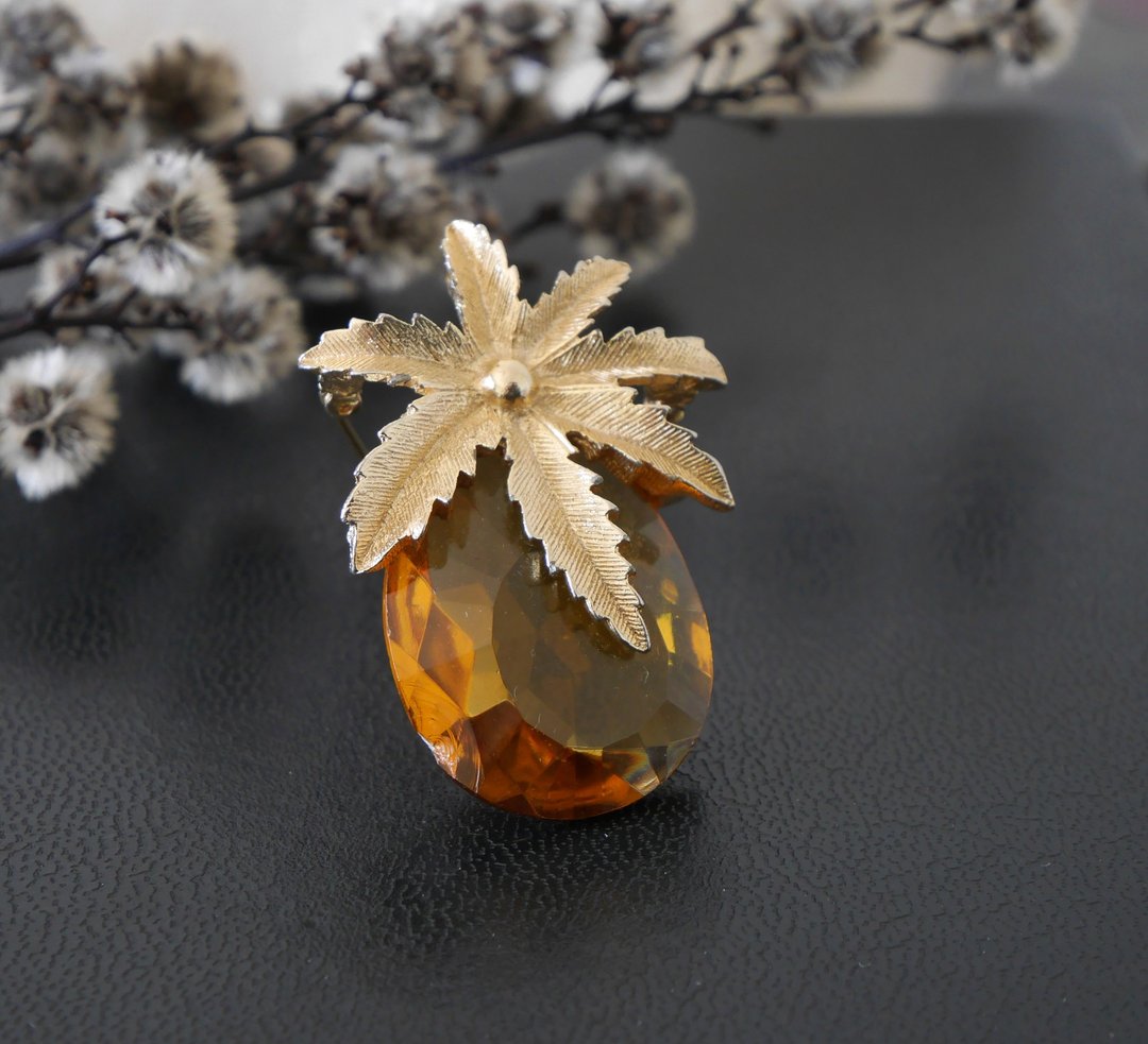 老又好古董珠宝 Vintage金色透光咖啡凤梨水果别针胸针 SARAH COV - 胸针 - 其他金属 金色