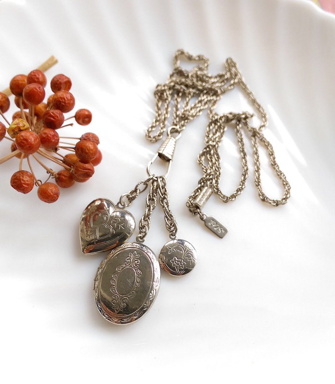 西洋古董饰品。 1928 Locket  多坠 相片坠 项链 - 项链 - 其他金属 金色