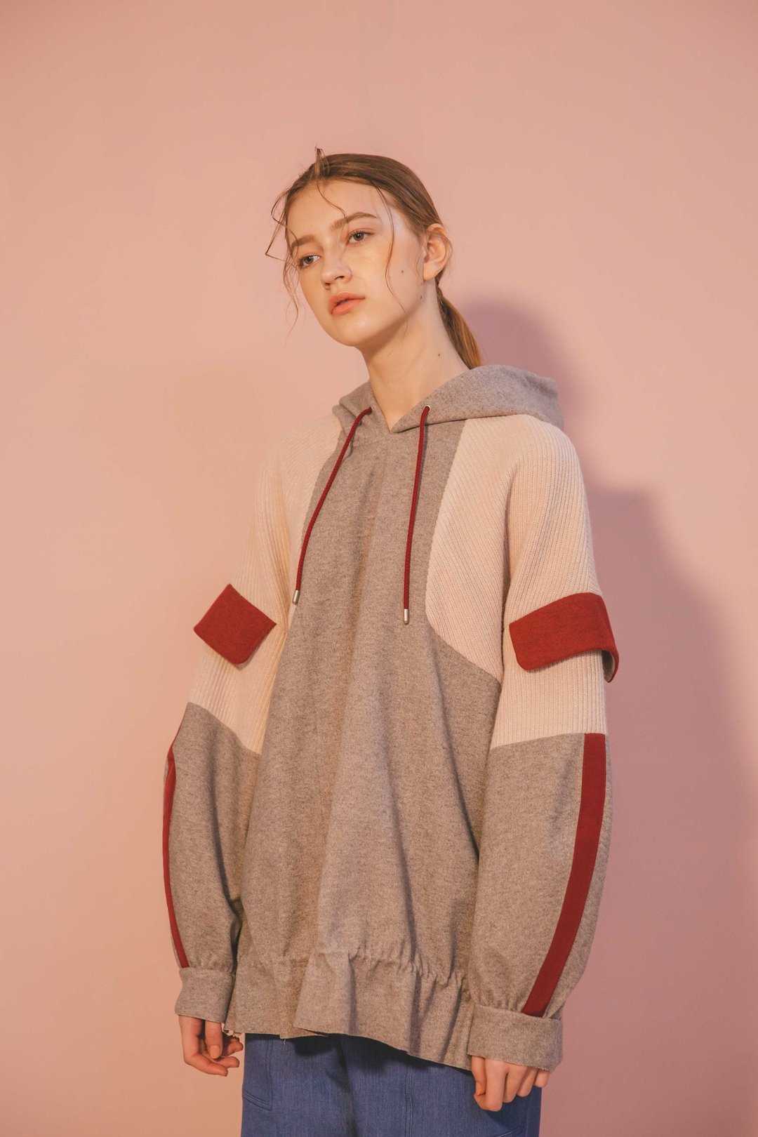 Sample Sale/ 连帽拼接落肩卫衣 - 中性连帽卫衣/T 恤 - 聚酯纤维 卡其色