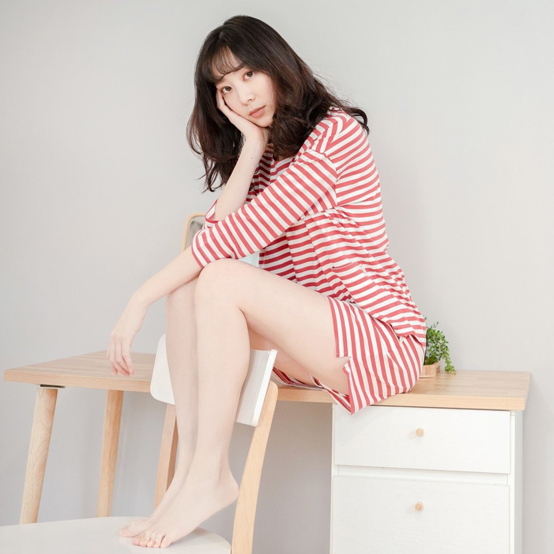 UMORFIL胶原蛋白条纹圆领七分袖居家服-红色 - 居家服/睡衣 - 棉 红色