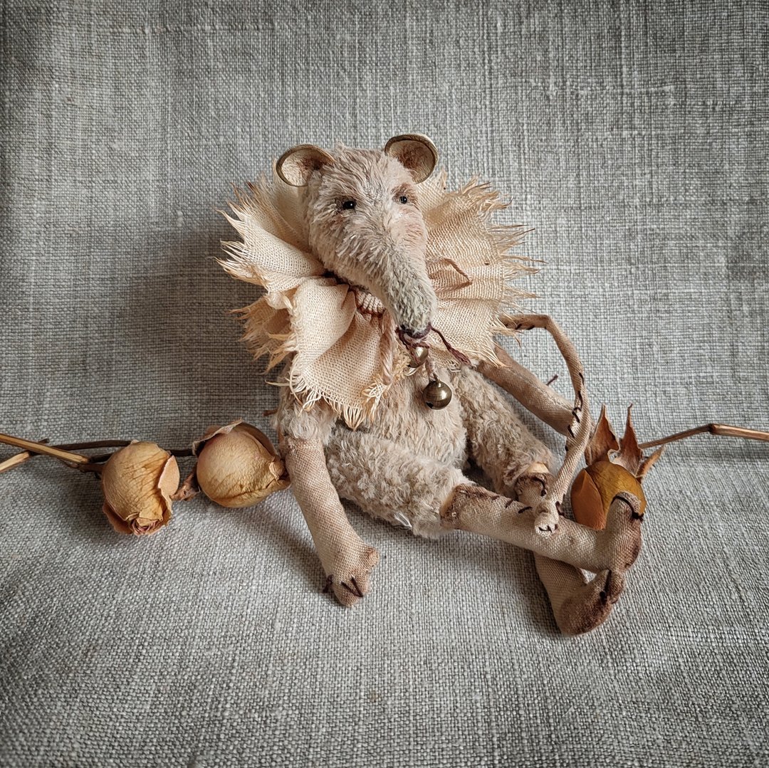 Creepy rat. Beige rat doll. Gothic rat figurine. Rat handmade. - 玩偶/公仔 - 棉 黑色