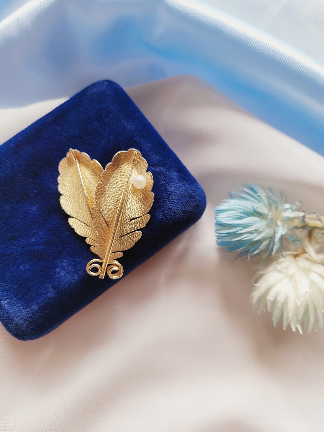 美国西洋古董饰品 / Krementz宽双叶珍珠包金胸针/别针/复古首饰 - 胸针 - 其他金属 