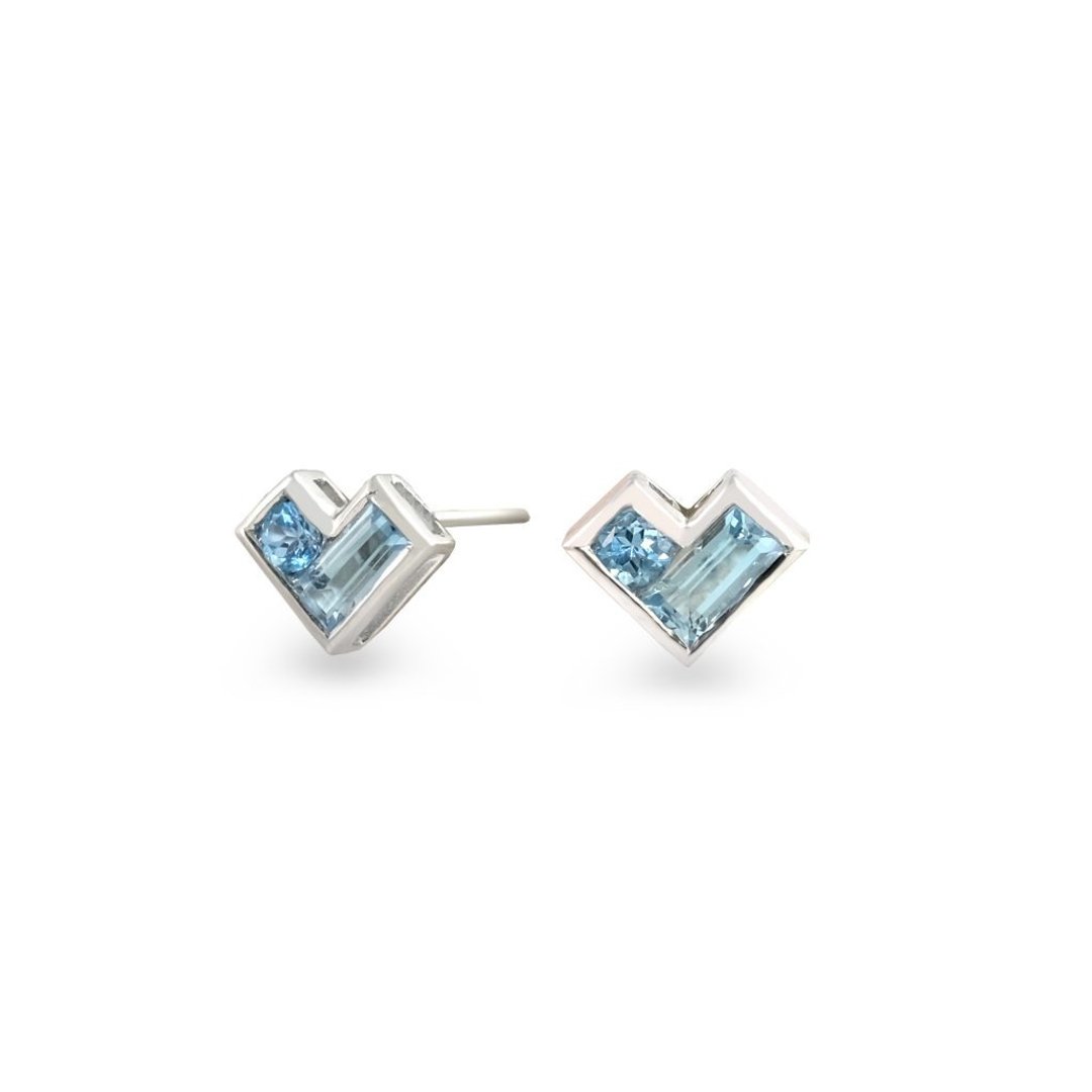 Urban Zigzag Heart Earring with Blue Topaz - 耳环/耳夹 - 半宝石 银色