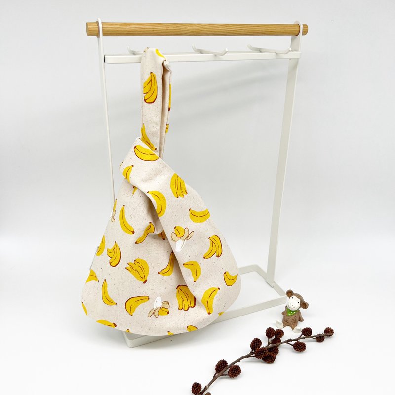 【小熊比比】俏皮香蕉日式手腕袋 结袋 - 手提包/手提袋 - 棉．麻 绿色