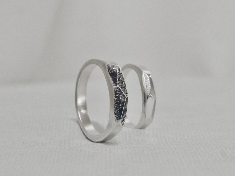 山型切面/ 设计款・金工银戒・婚戒对戒・一人成班 - 金工/饰品 - 纯银 