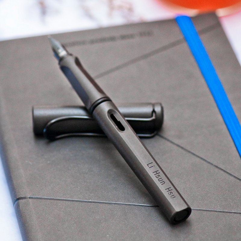 LAMY 七彩钢笔礼盒 / safari 狩猎者系列 - 雾黑色 - 钢笔 - 塑料 黑色