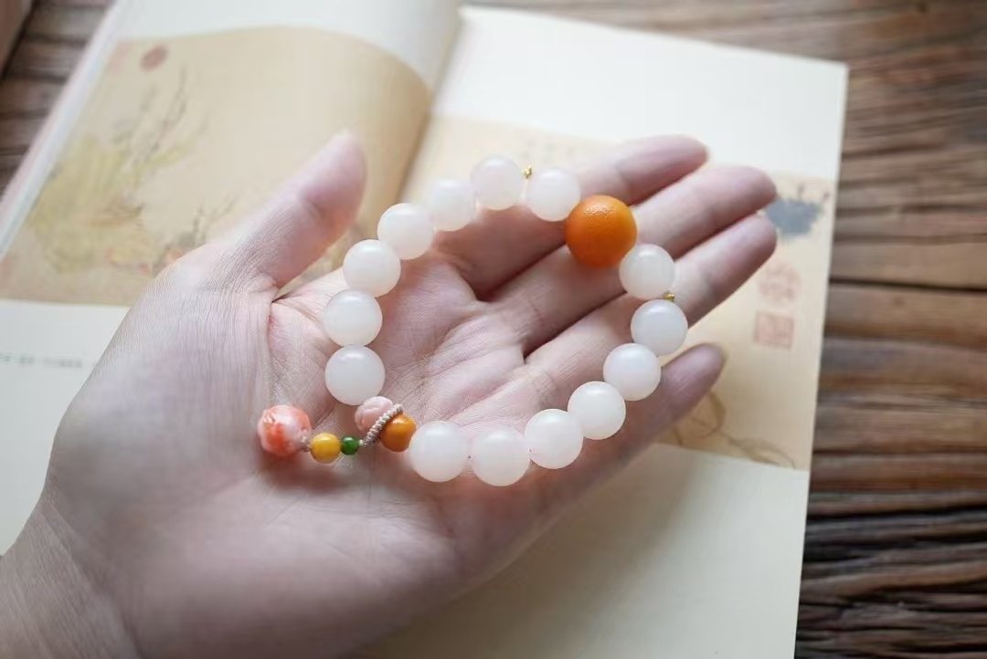 和田玉。凝润 藕粉 A-20241224-041。生命灵数8 - 手链/手环 - 宝石 