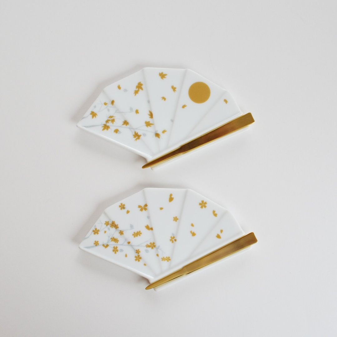 Folding fan plate and Stainless Steel pick set Flower lover/ Moon pick gold Japanese style | Tradition | Tea ceremony | - 盘子/餐盘/盘架 - 陶 白色