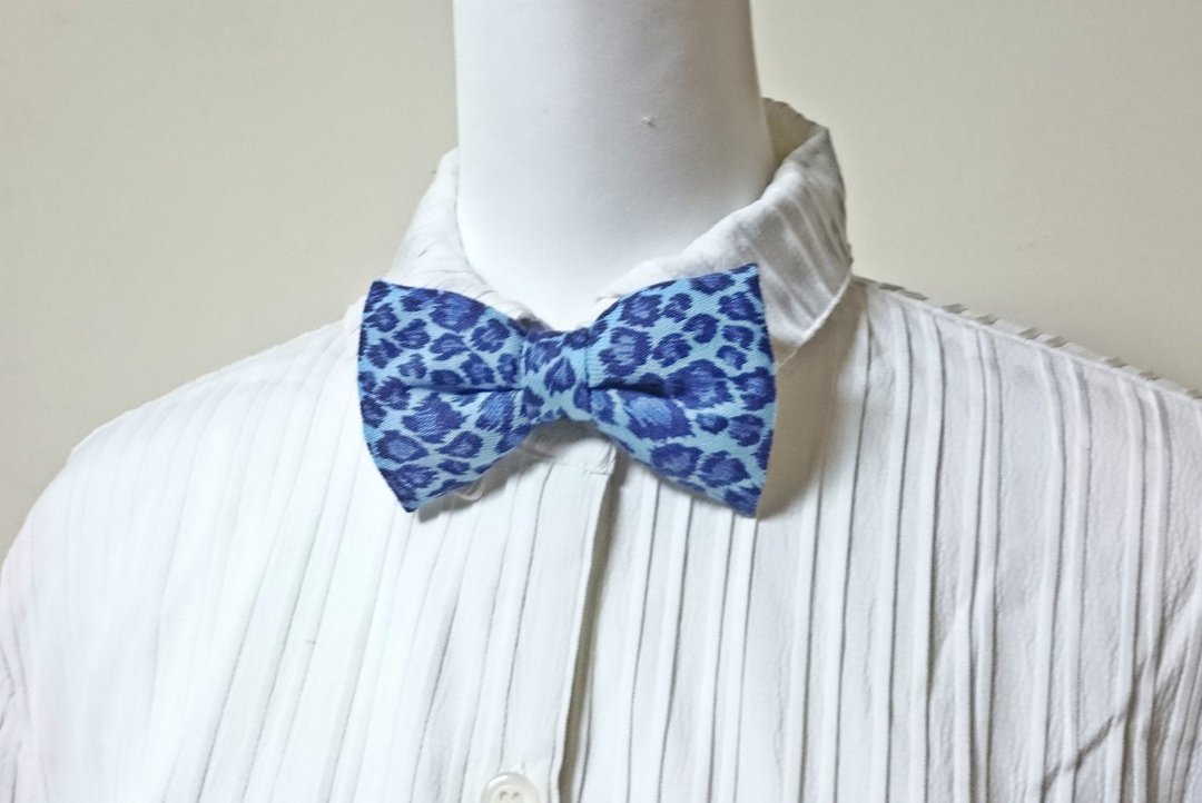 蓝色豹纹 手工立体蝴蝶结领结 bow tie *SK* - 领结/领巾 - 棉 
