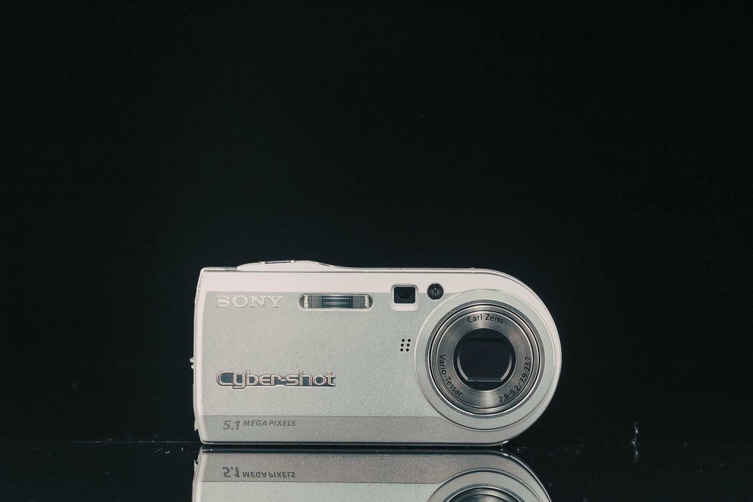 SONY DSC-P100 CYBER-SHOT 5.1 MEGA PIXELS #5339 #数位相机 - 相机 - 其他金属 