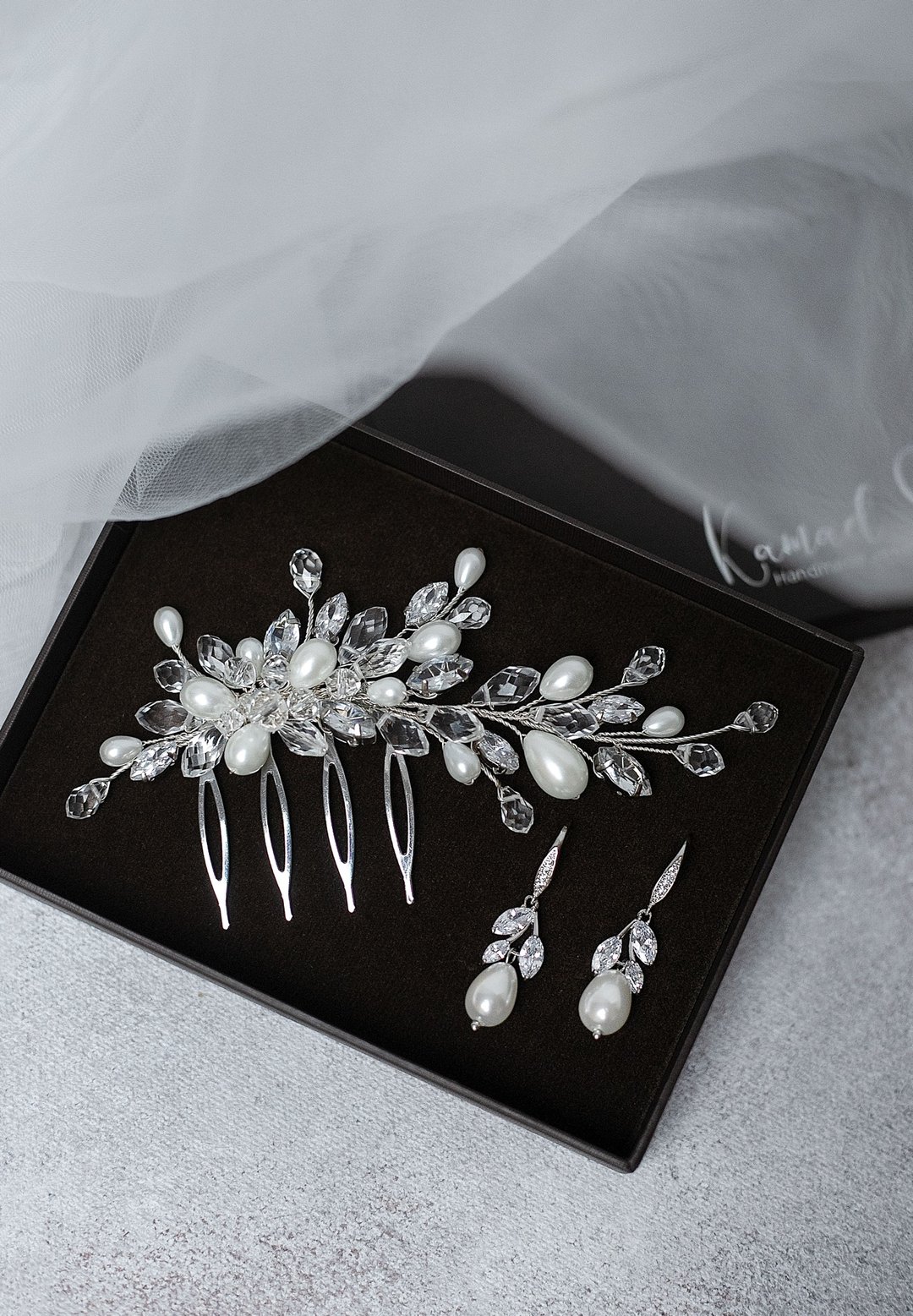 Shiny crystal pearl bridal jewelry set, Wedding hair comb, earrings and necklace - 发饰 - 水晶 白色