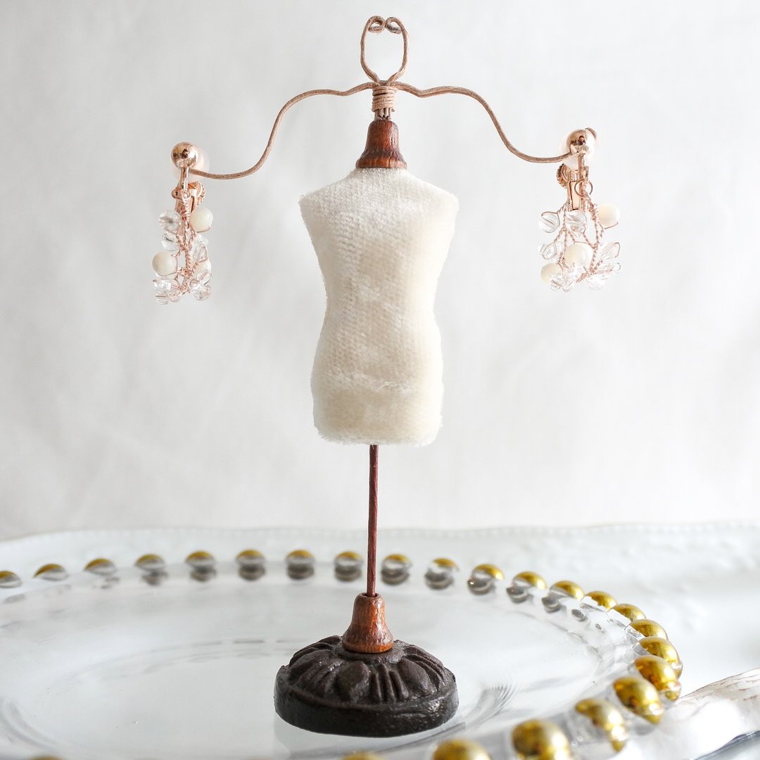 Yuwai (Small) - Pink wire accessory - 耳环/耳夹 - 其他金属 粉红色