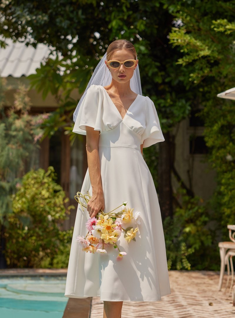 Emily Dress by Klara Love 婚纱、派对礼服、外出服、白色洋装 - 洋装/连衣裙 - 其他材质 白色