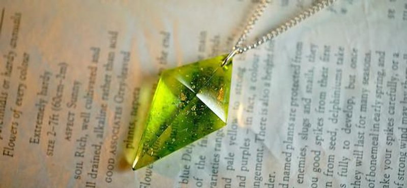 When it glitters in Moegi color - 项链 - 其他金属 