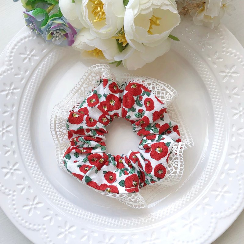 棉布拼接精致蕾丝大肠圈发圈-小巧山茶花 - 发饰 - 棉．麻 红色