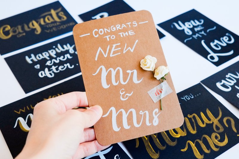 客制化 全手绘原稿 英文书法明信片 婚礼贺卡 - 卡片/明信片 - 纸 咖啡色