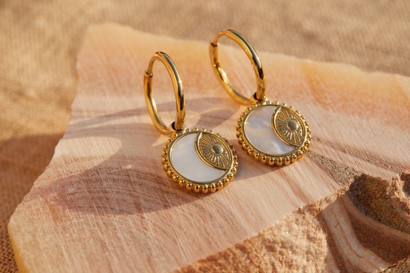 新品! ANJI 18K金 欧美 雾面白贝壳耳环 顶级镀K金 - 耳环/耳夹 - 不锈钢 黄色