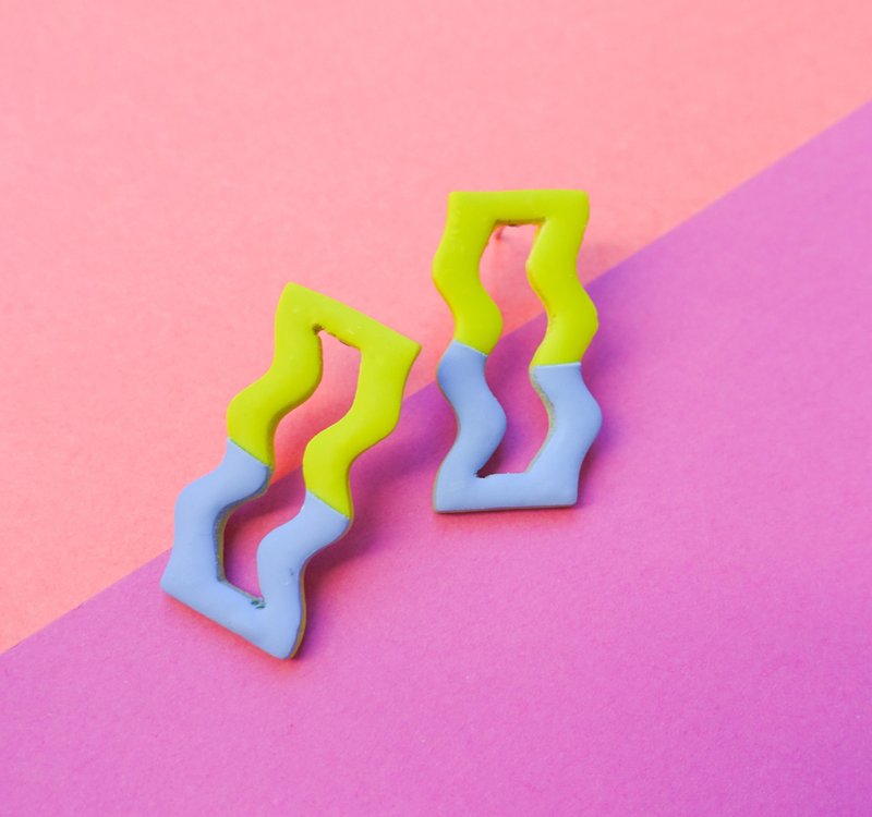 顽系列- 撞色波浪(蓝绿) 手工软陶耳环 polymer clay earring/fun - 耳环/耳夹 - 陶 多色