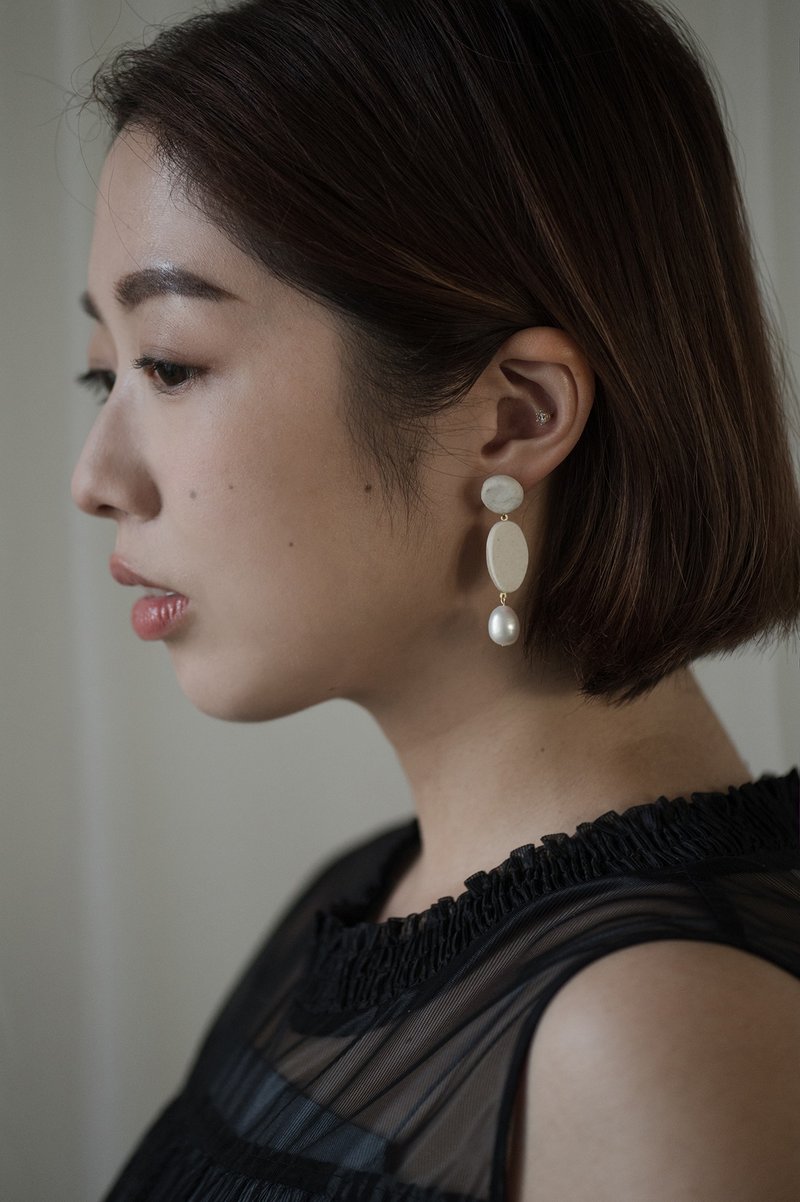 Tao│陶系列 - 面海 - 耳环/耳夹 - 陶 白色