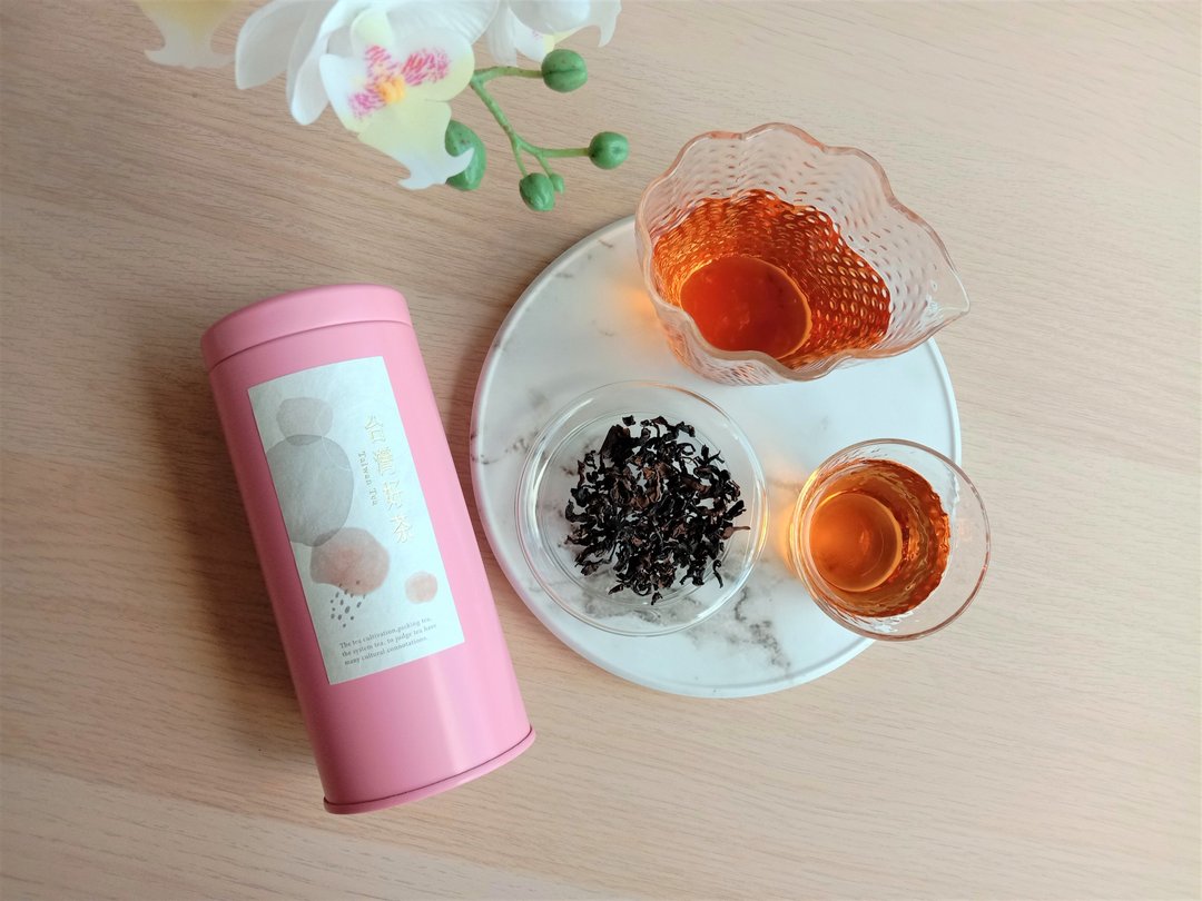生态武夷红乌龙茶叶_回甘岩韵的台湾1970年代传统制茶工艺 手揉茶 - 茶 - 植物．花 