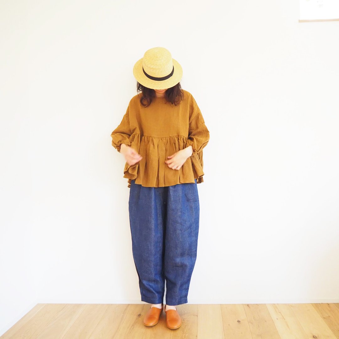French linen gather blouse CAMEL - 女装衬衫 - 棉．麻 咖啡色