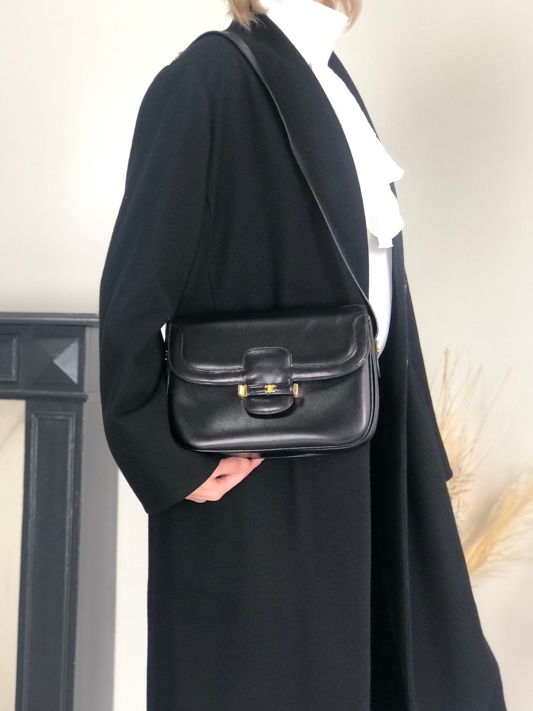 【 日本直送 名牌中古包 】CELINE  સેલિન (CELINE) 侧背包 黑色 标志 皮革 vintage 古董 老品 ikbdre - 侧背包/斜挎包 - 真皮 黑色
