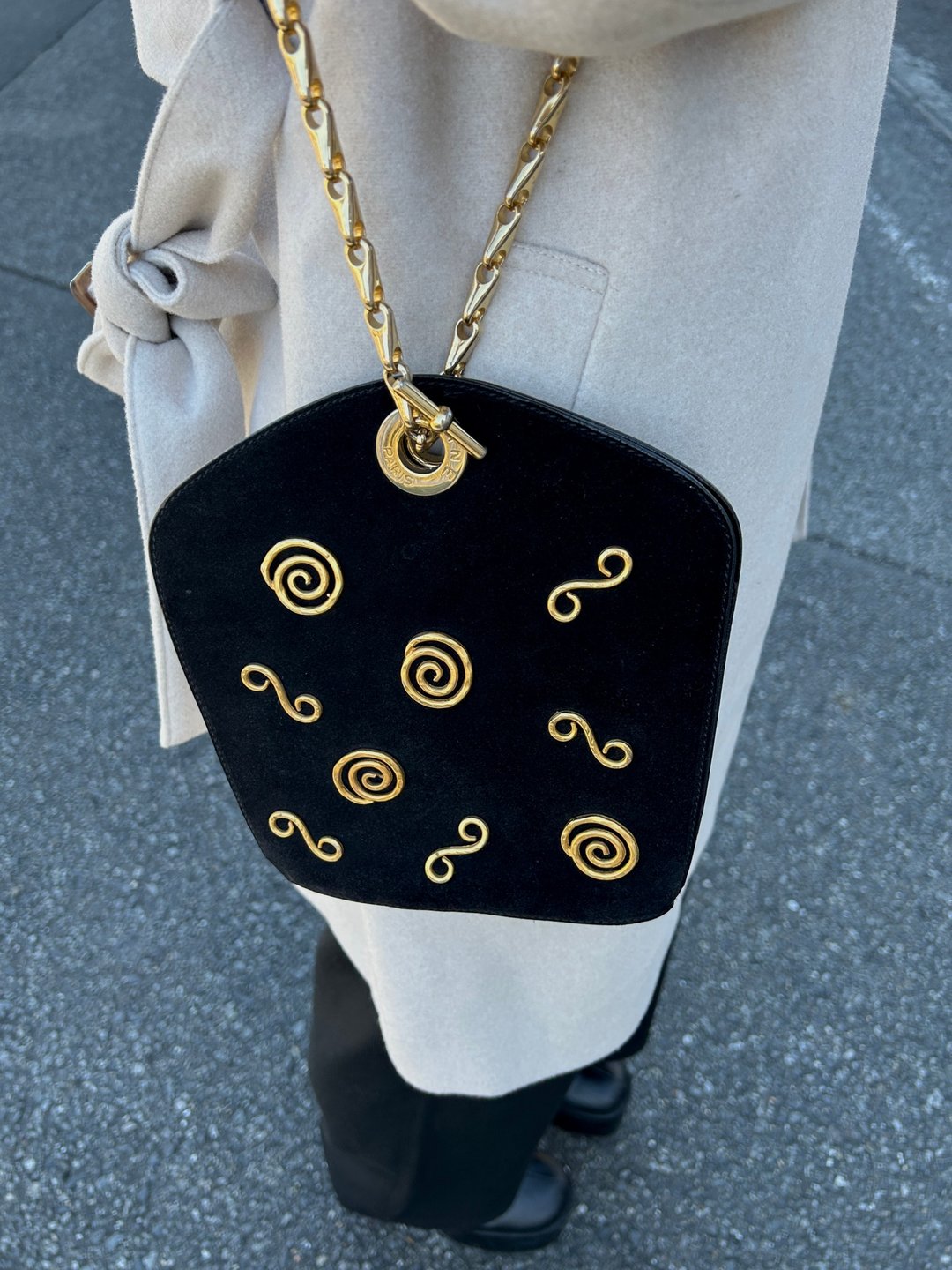 【日本直送 名牌中古包】CELINE 赛琳 肩背包 黑色 绒面皮革 链条 单把手 vintage 古董 a7wb8n - 侧背包/斜挎包 - 真皮 黑色