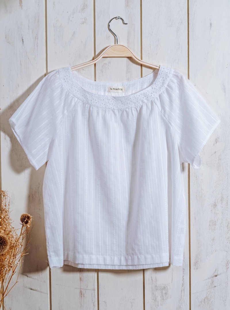 白色织纹宽版上衣 - 蕾丝、纯棉 - 女装上衣 - 棉．麻 白色