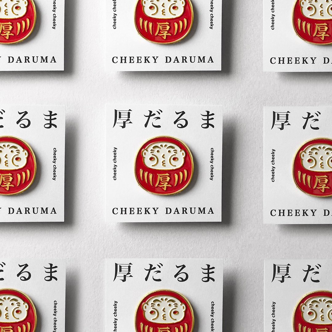 cheeky cheeky 日本吉祥物 厚达摩 达磨 金属徽章 胸章 - 徽章/别针 - 其他金属 白色