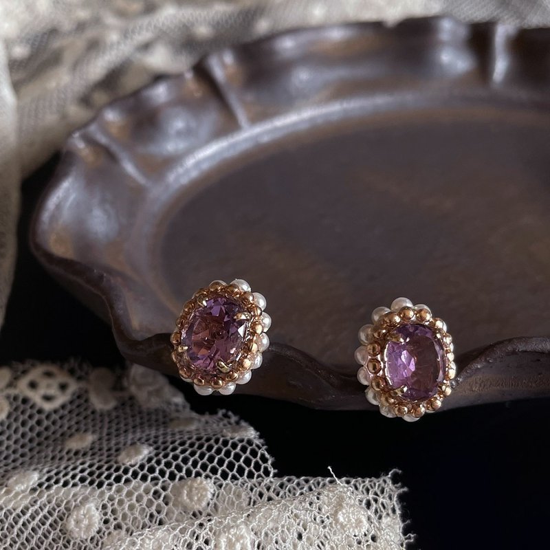 宝石级紫水晶和复古珍珠椭圆形 14kgf耳针或黄铜防痛耳环耳夹/耳帽 - 耳环/耳夹 - 宝石 紫色