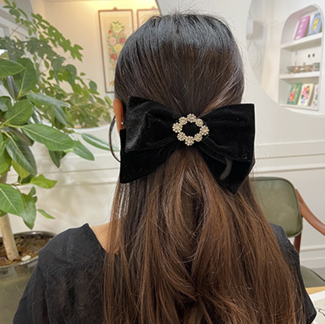Velvet Jeweled Hand Tied Bow Hair Clip - 婴儿饰品 - 其他金属 
