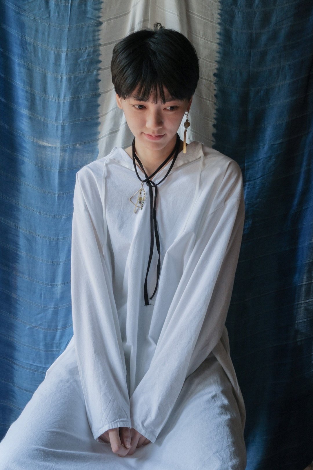 Long Bijoux Mmxxiii Flat Bar Crotalia  / 水波黄铜垂坠式耳环 - 耳环/耳夹 - 玻璃 