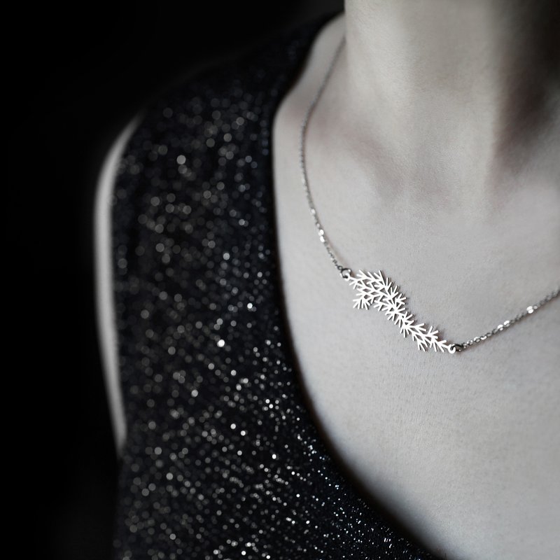 moorigin 水蕴草项链 | 医疗钢・抗过敏・可洗澡・不掉色 - 项链 - 不锈钢 黑色