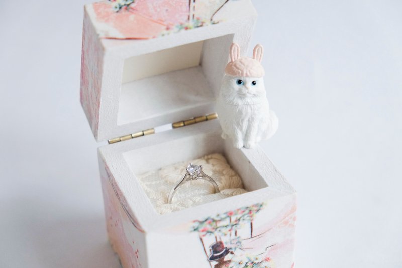 度身订造 - 求婚戒指盒 (小正方形) - 戒指 - 木头 粉红色