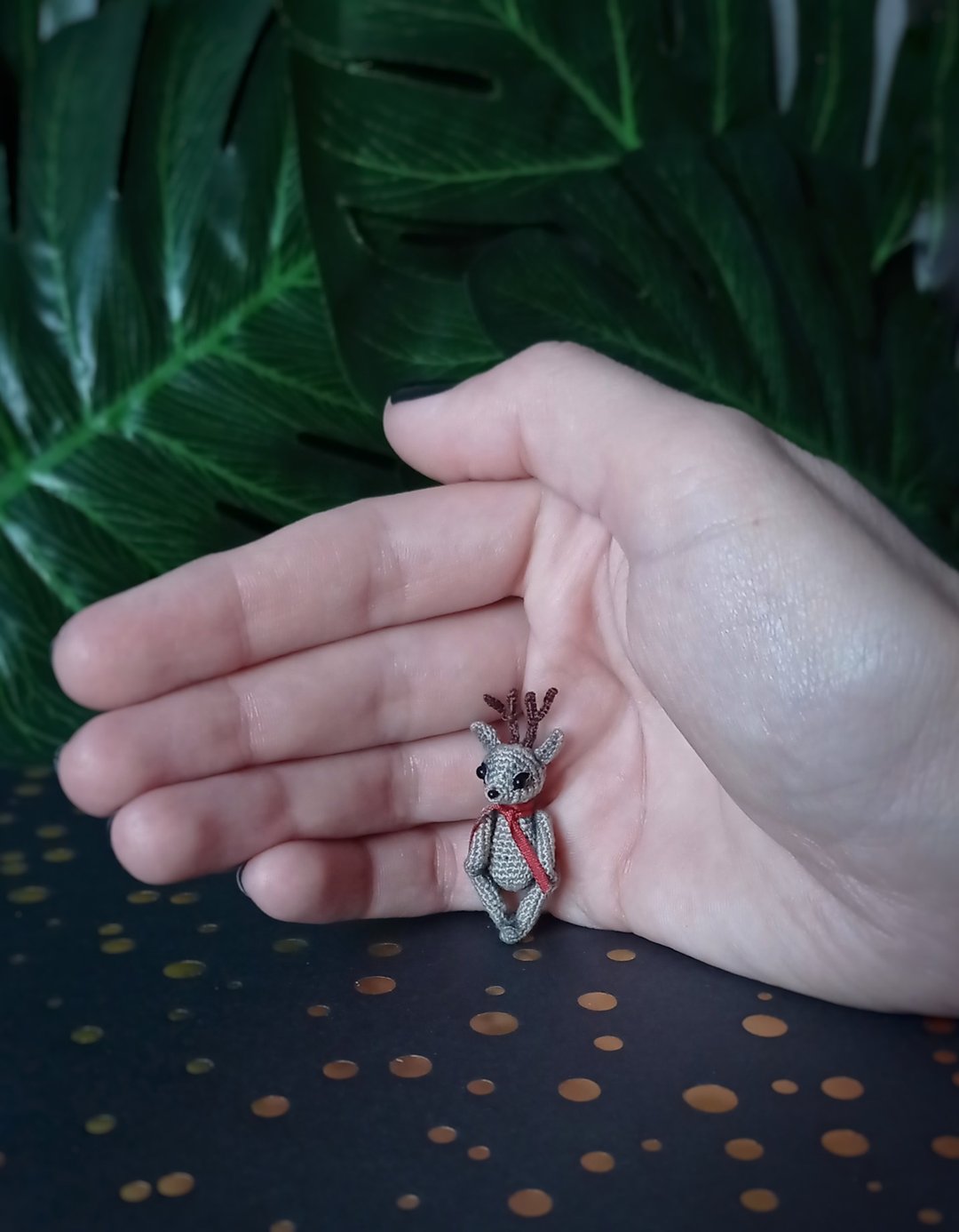 Tiny deer Ian. Miniature toy deer. Kawaii toy. Micro toy for doll. Ooak - 玩偶/公仔 - 绣线 灰色