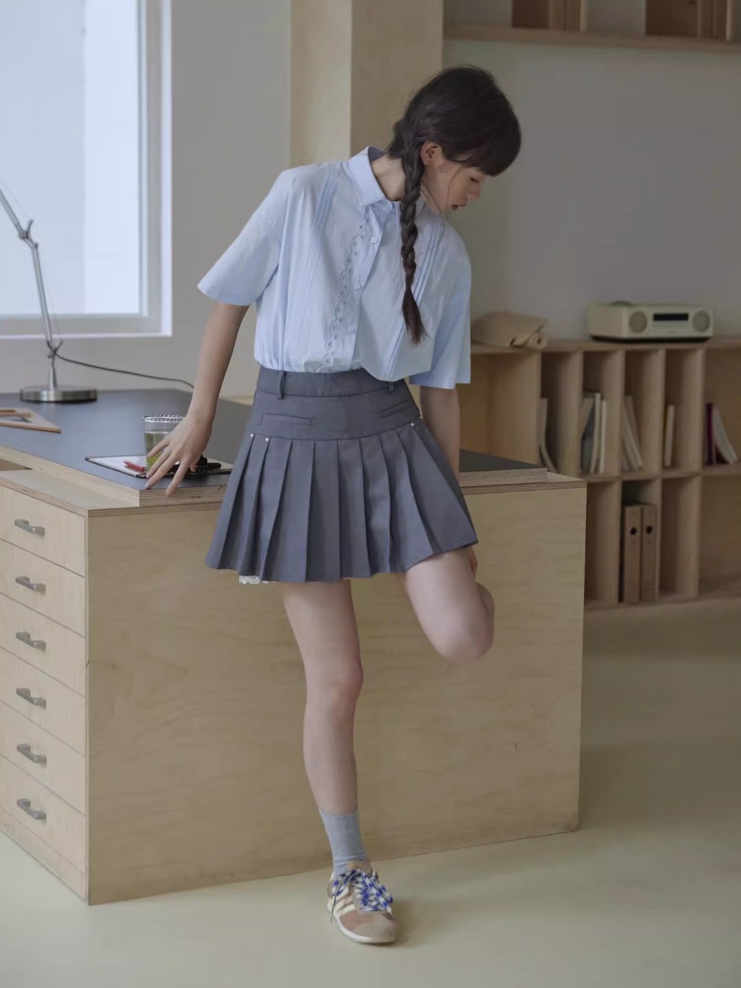 odd maker少女法式蕾丝花边半身裙女灰色百褶裙百搭a字裙复古半裙 - 裙子 - 棉 