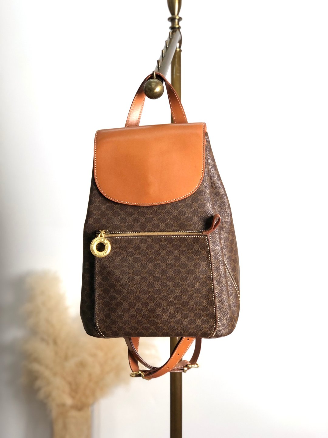 【 日本直送 名牌中古包 】CELINE 赛琳 满月后背包 棕色 圆形 PVC 皮革 双肩包 vintage 旧款 ckigeh - 后背包/双肩包 - 防水材质 咖啡色
