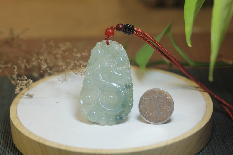 【龙牌】天然A货翡翠| 挂件| 十二生肖项链|  男女款吊坠 手作 - 项链 - 玉石 绿色