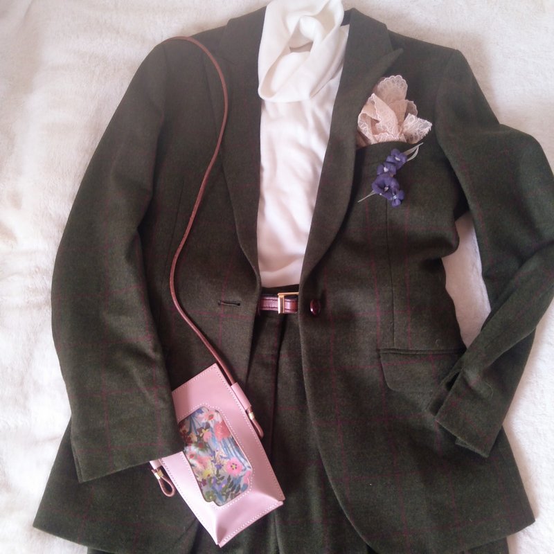 Lether made Mobile Phone Shoulder Bag-smoky-Pink-grey-hana - 化妆包/杂物包 - 真皮 粉红色