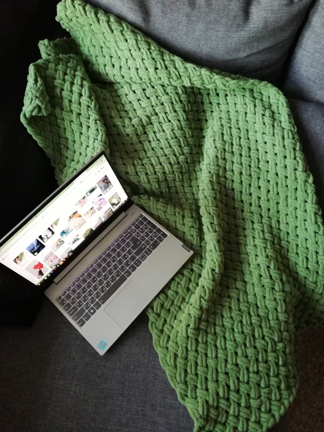 Green blanket soft knit bedspread interior blanket graduation gift - 被子/毛毯 - 聚酯纤维 绿色