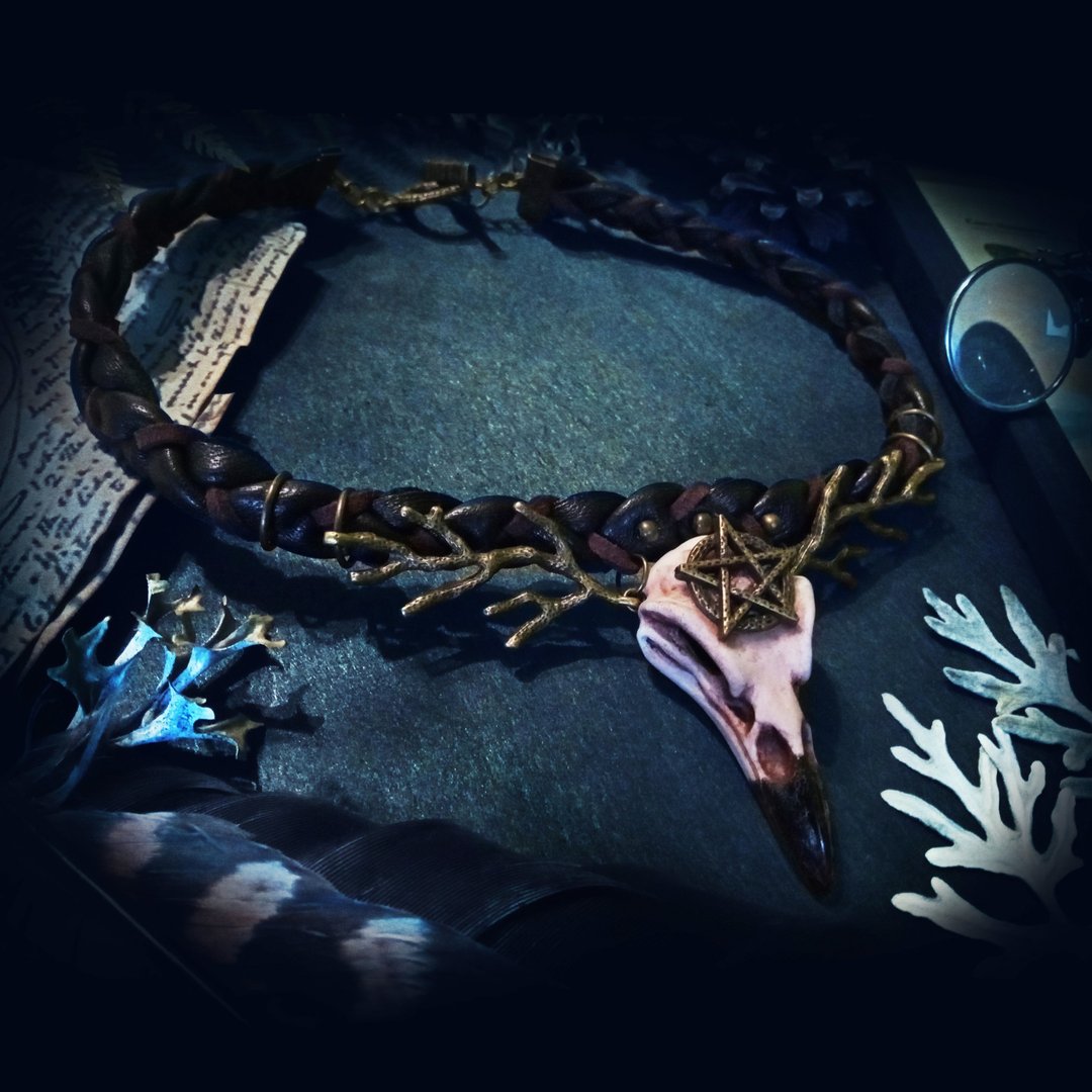 Pentagram Raven Skull Leather Choker - 项链 - 其他材质 多色