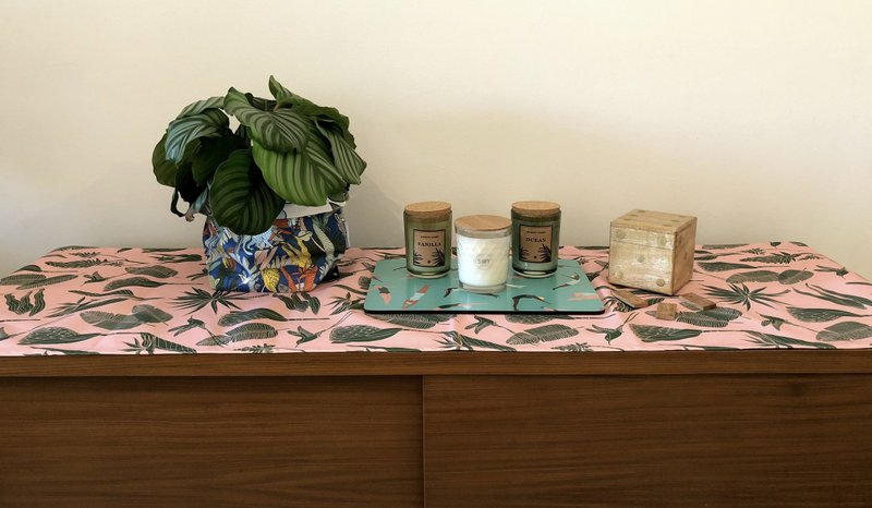 台湾独家订制款 aLoveSupreme南非文青手绘长桌巾_粉红非洲植物园 - 餐垫/桌巾 - 棉．麻 