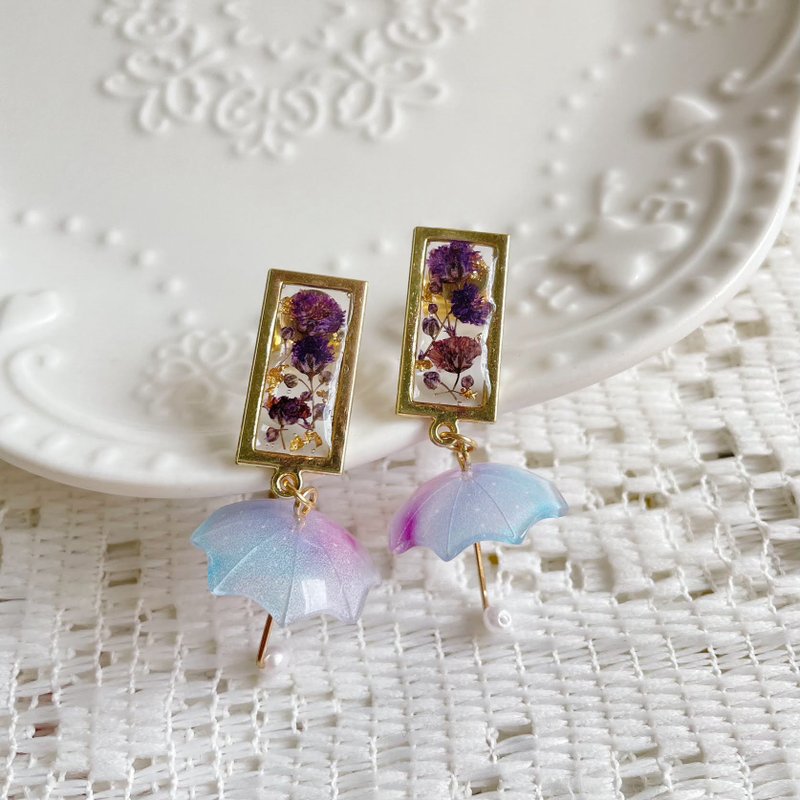 紫色满天星雨伞耳环 耳夹 手作 干燥花 日本树脂 真花 - 耳环/耳夹 - 树脂 紫色