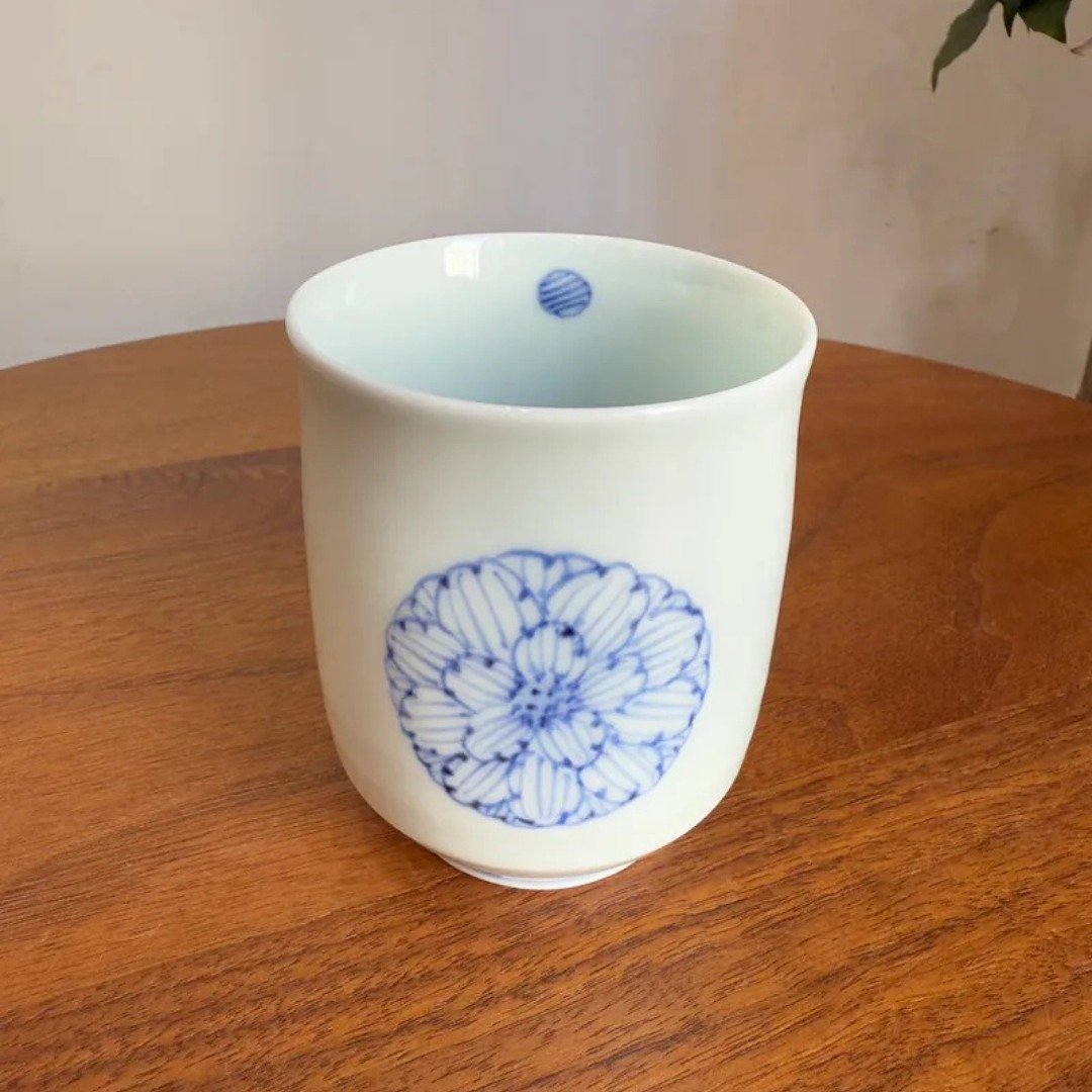 【303select】有田烧 日本 染付& 锦付 牡丹段入反汤吞杯 - 茶具/茶杯 - 瓷 